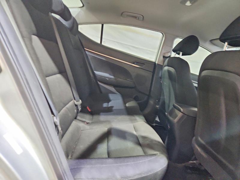 2018 Hyundai Elantra მანქანა იყიდება აუქციონზე, vin: KMHD74LFXJU489467, აუქციონის ნომერი: 51139106