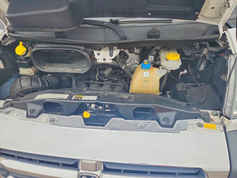 48763336 :رقم المزاد ، 3C6TRVAG2JE120975 vin ، 2018 Ram Promaster 1500 مزاد بيع