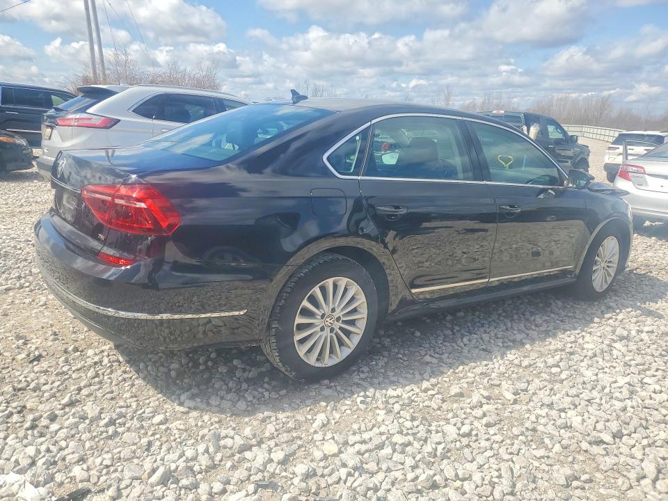 2017 Volkswagen Passat მანქანა იყიდება აუქციონზე, vin: 1VWBT7A38HC038469, აუქციონის ნომერი: 48679236