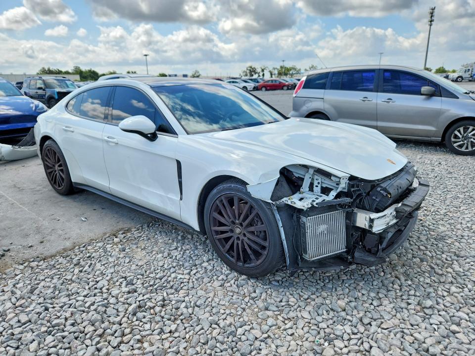 51336016 :رقم المزاد ، WP0AJ2A76ML117904 vin ، 2021 Porsche Panamera مزاد بيع