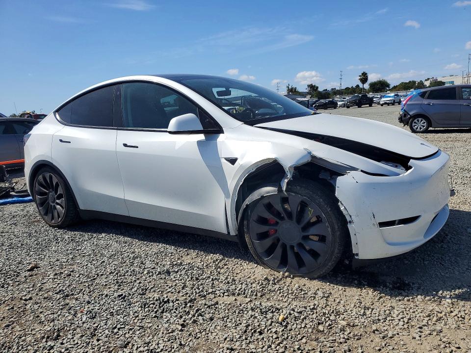 50641376 :رقم المزاد ، 7SAYGDEF2PF599999 vin ، 2023 Tesla Model Y مزاد بيع
