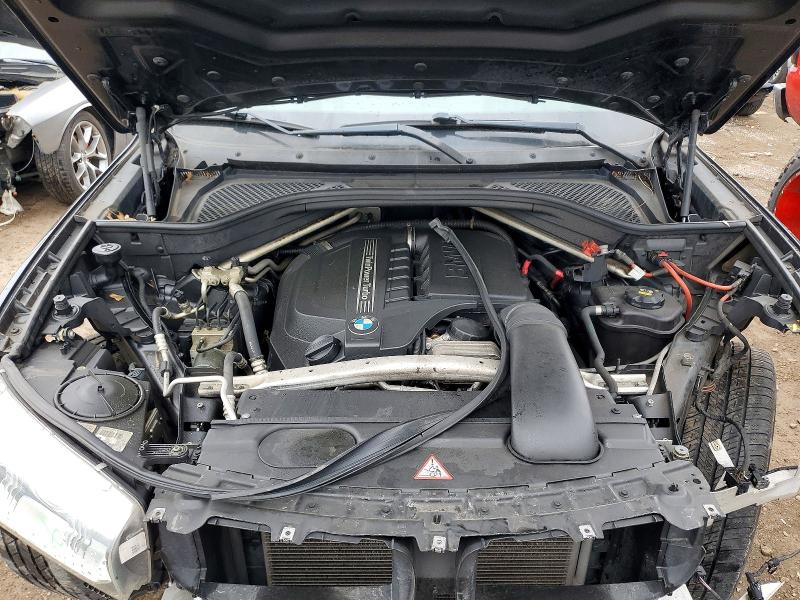 51171336 :رقم المزاد ، 5UXKR2C57F0H38115 vin ، 2015 Bmw X5 مزاد بيع