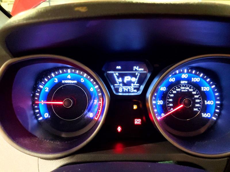 Продаж на аукціоні авто 2015 Hyundai Elantra, vin: KMHDH4AE5FU341158, номер лоту: 49292916