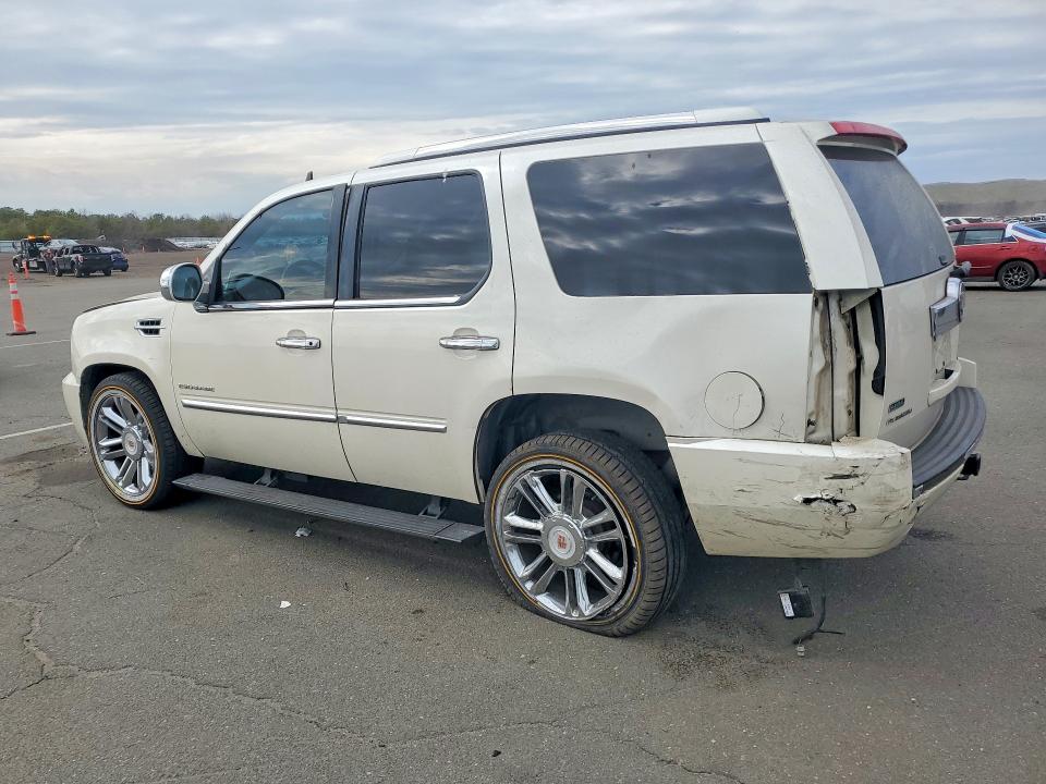 2011 Cadillac Escalade მანქანა იყიდება აუქციონზე, vin: 1GYS4DEF7BR315727, აუქციონის ნომერი: 48467496
