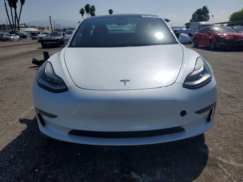 2020 Tesla Model 3 მანქანა იყიდება აუქციონზე, vin: 5YJ3E1EA9LF799580, აუქციონის ნომერი: 49513556