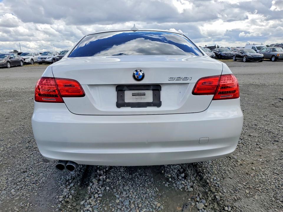 Продаж на аукціоні авто 2011 Bmw 328, vin: WBAKE5C59BE574193, номер лоту: 50622796