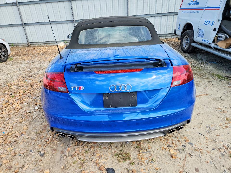 48793556 :رقم المزاد ، TRU41AFK8A1017482 vin ، 2010 Audi Tts مزاد بيع