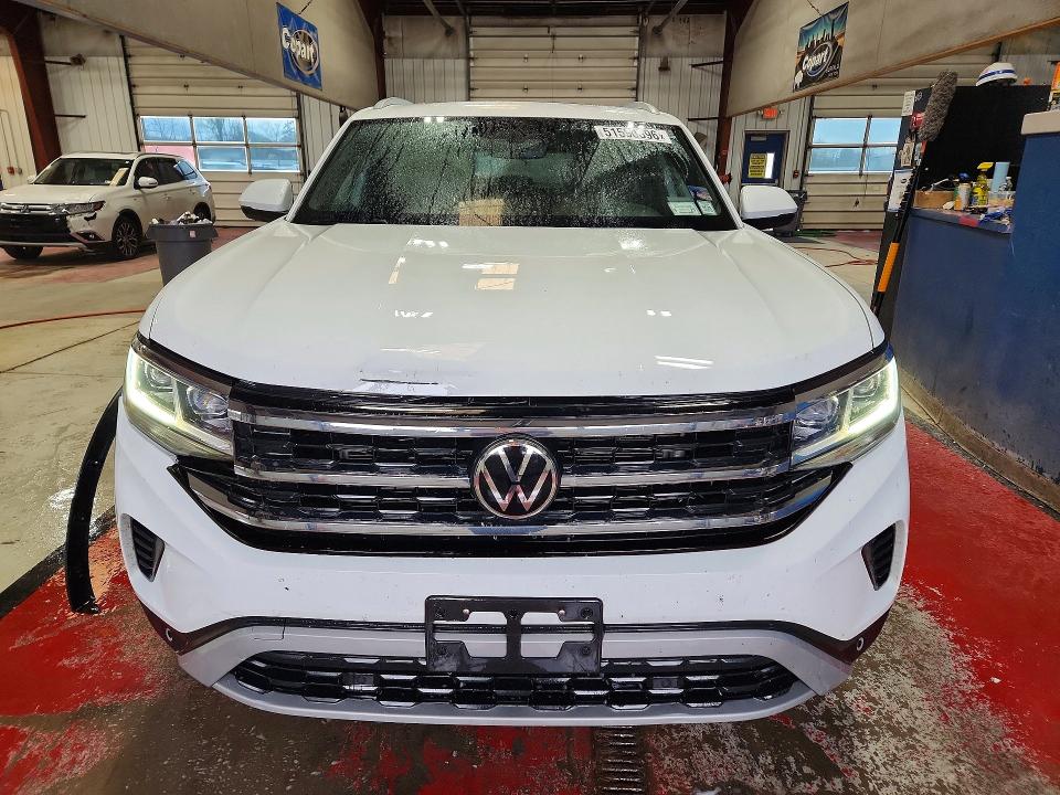 Продажа на аукционе авто 2021 Volkswagen Atlas Cross Sport, vin: 1V2KE2CA9MC211095, номер лота: 51590396