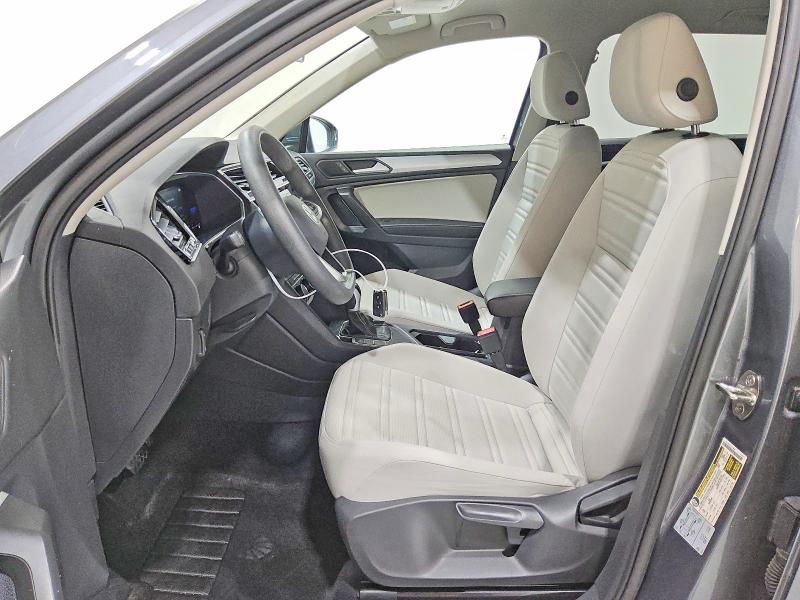Продажа на аукционе авто 2022 Volkswagen Tiguan, vin: 3VV1B7AX4NM006408, номер лота: 49323126
