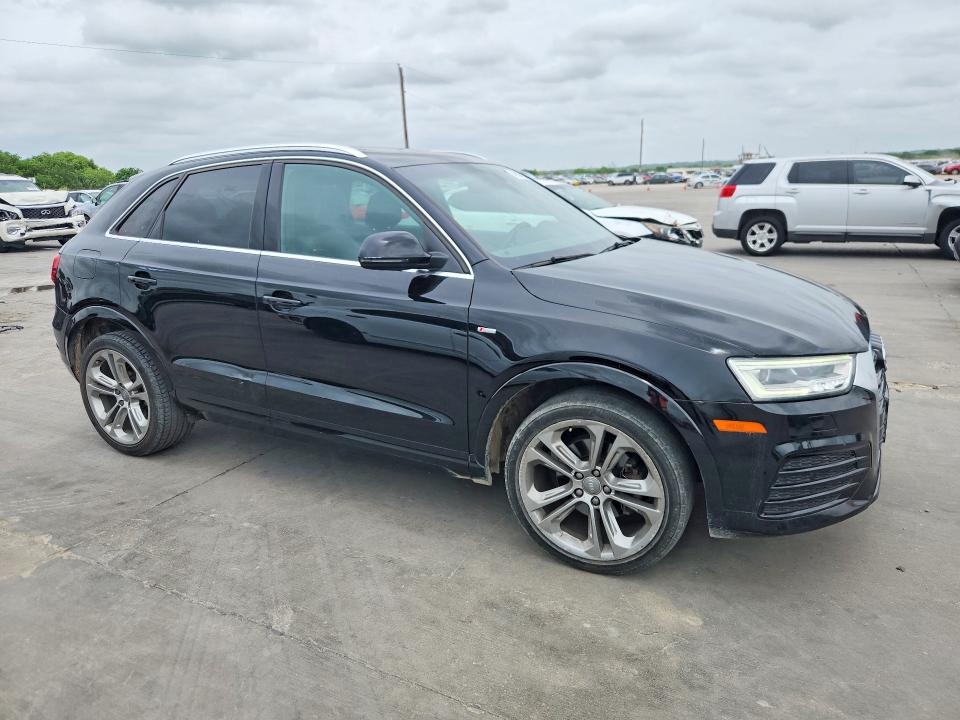 49387956 :رقم المزاد ، WA1JCCFS1JR016222 vin ، 2018 Audi Q3 مزاد بيع