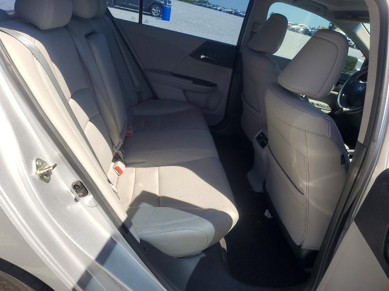 2015 Honda Accord მანქანა იყიდება აუქციონზე, vin: 1HGCR2F82FA070972, აუქციონის ნომერი: 49028156