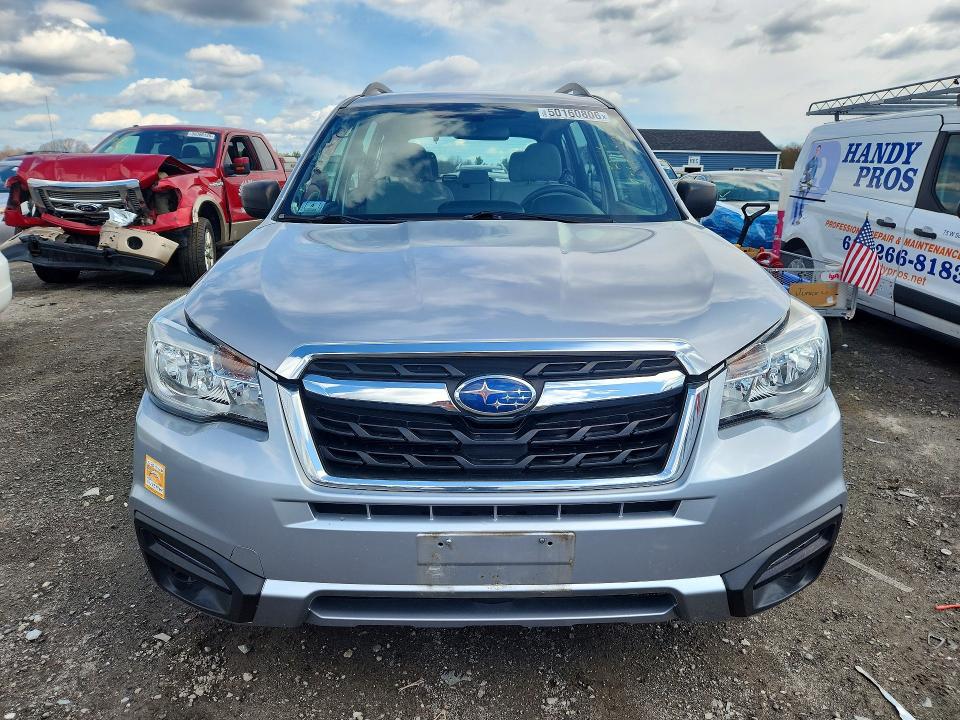 50160806 :رقم المزاد ، JF2SJABCXJH613976 vin ، 2018 Subaru Forester مزاد بيع