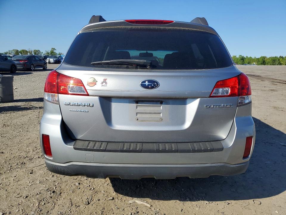 50735086 :رقم المزاد ، 4S4BRCGC2A3312638 vin ، 2010 Subaru Outback مزاد بيع