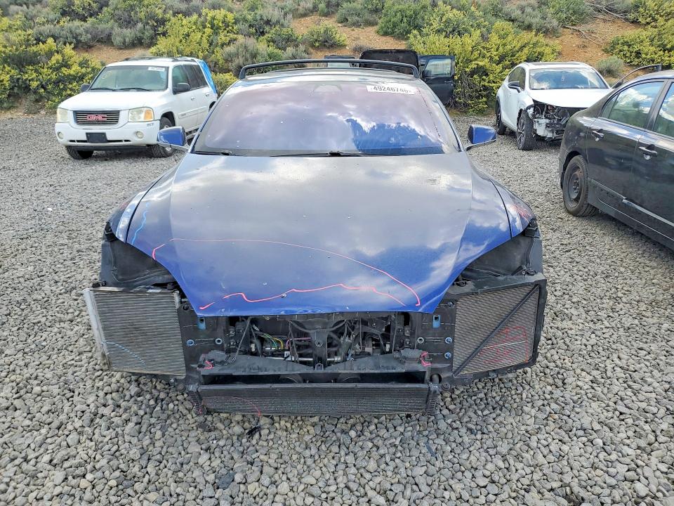 49246746 :رقم المزاد ، 5YJSA1E24LF381945 vin ، 2020 Tesla Model S مزاد بيع