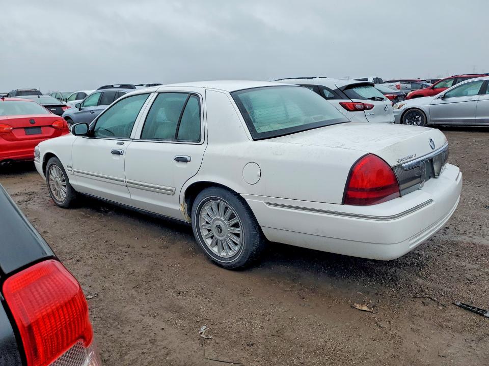 49162696 :رقم المزاد ، 2MEBM7FV6AX630115 vin ، 2010 Mercury Grand Marquis مزاد بيع