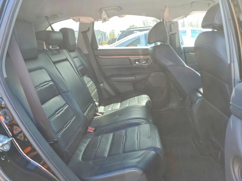 49943876 :رقم المزاد ، 2HKRW2H86HH607207 vin ، 2017 Honda Cr-v مزاد بيع