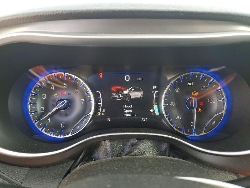 50430666 :رقم المزاد ، 2C4RC1GG4JR311431 vin ، 2018 Chrysler Pacifica مزاد بيع