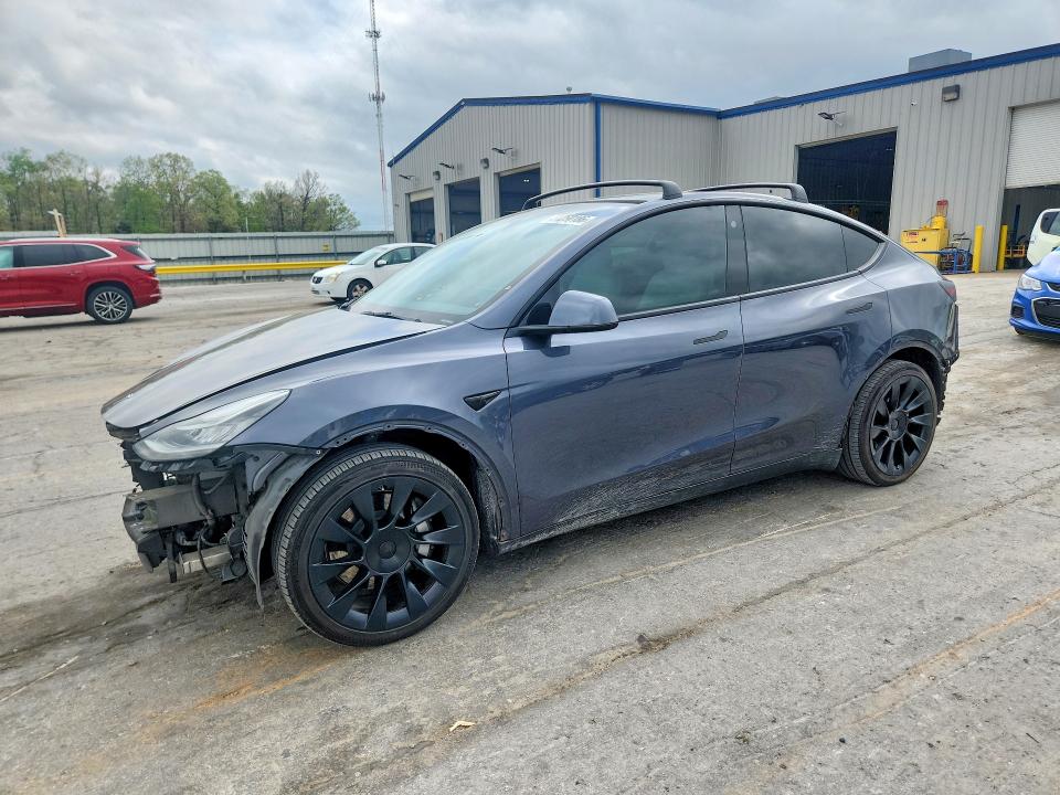 2022 Tesla Model Y მანქანა იყიდება აუქციონზე, vin: 7SAYGAEE6NF467587, აუქციონის ნომერი: 51250186