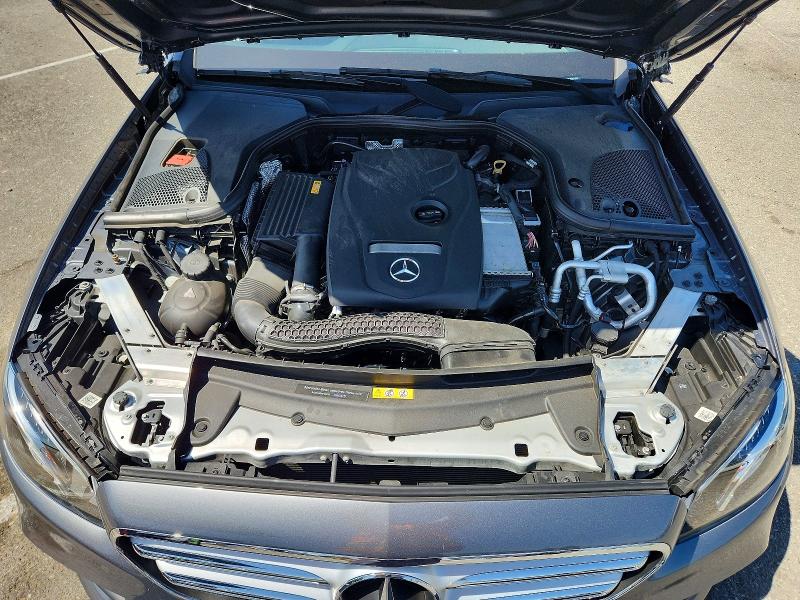 51439326 :رقم المزاد ، WDDZF4JB4JA316743 vin ، 2018 Mercedes-benz E مزاد بيع