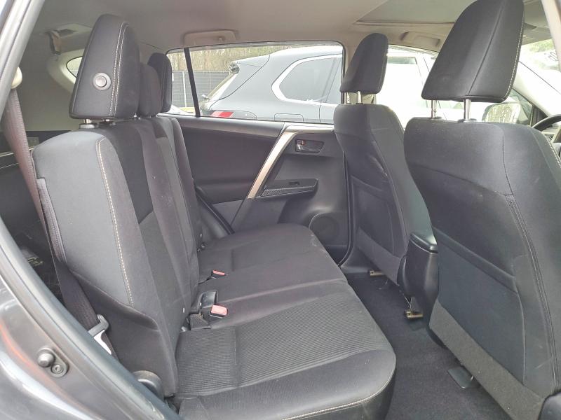 Продажа на аукционе авто 2015 Toyota Rav4, vin: JTMRFREV6FD117744, номер лота: 47664906