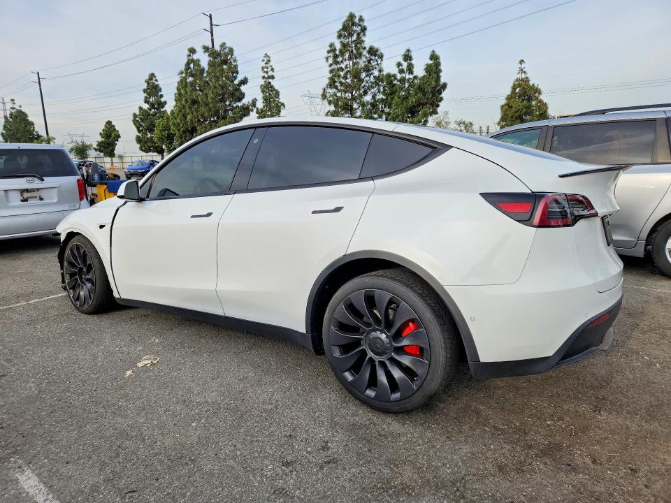 2021 Tesla Model Y მანქანა იყიდება აუქციონზე, vin: 5YJYGDEF4MF211647, აუქციონის ნომერი: 49677256