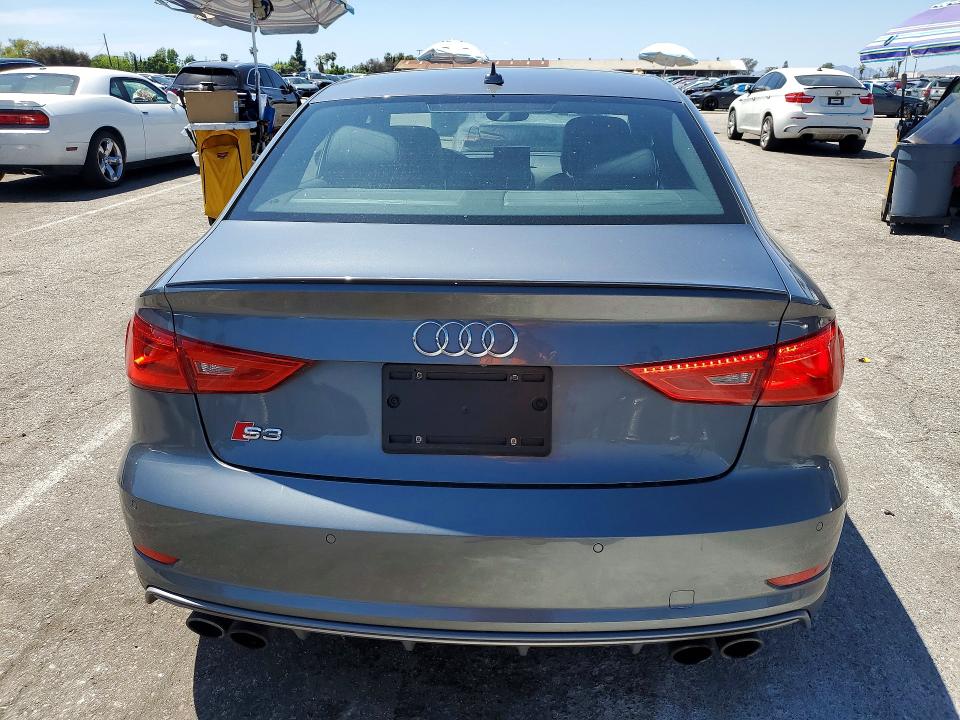 50656376 :رقم المزاد ، WAUBFGFF1F1073860 vin ، 2015 Audi S3 مزاد بيع