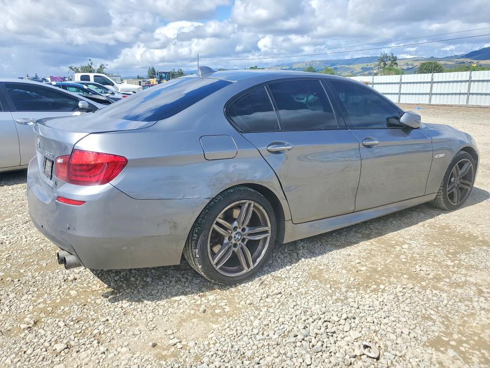 50679936 :رقم المزاد ، WBAFR9C52DDX80171 vin ، 2013 Bmw 550 مزاد بيع