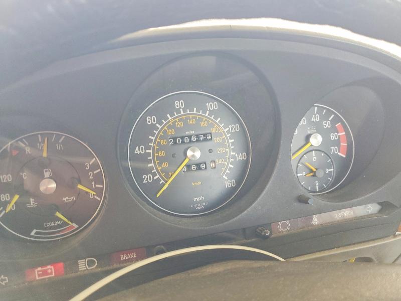 49049366 :رقم المزاد ، WDBBA45A0DB020420 vin ، 1983 Mercedes-benz 380 مزاد بيع