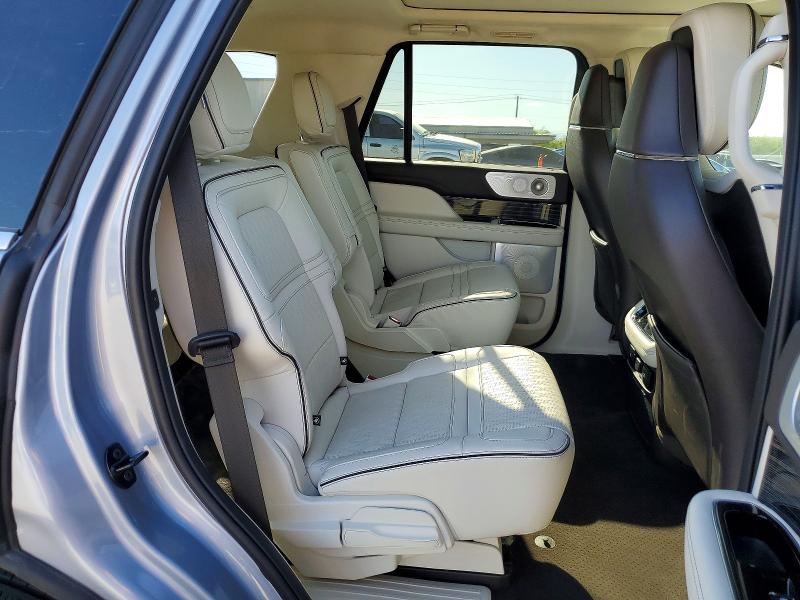 2023 Lincoln Navigator მანქანა იყიდება აუქციონზე, vin: 5LMJJ2TG5PEL15856, აუქციონის ნომერი: 49146126