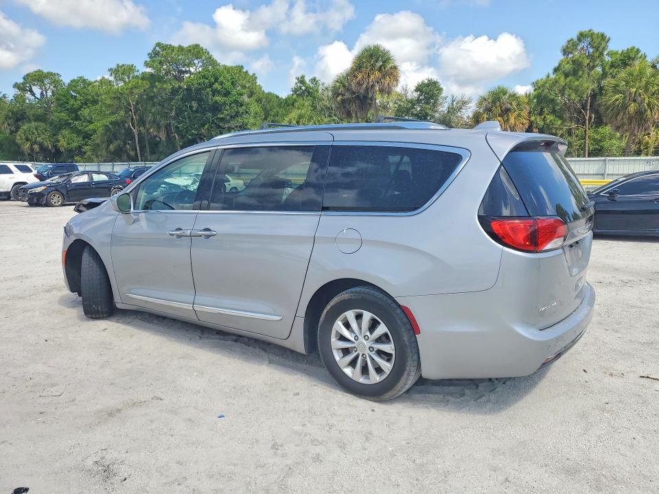 Продажа на аукционе авто 2018 Chrysler Pacifica, vin: 2C4RC1BG9JR290793, номер лота: 51528976