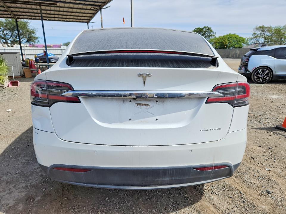 2020 Tesla Model X მანქანა იყიდება აუქციონზე, vin: 5YJXCAE23LF301809, აუქციონის ნომერი: 48531096