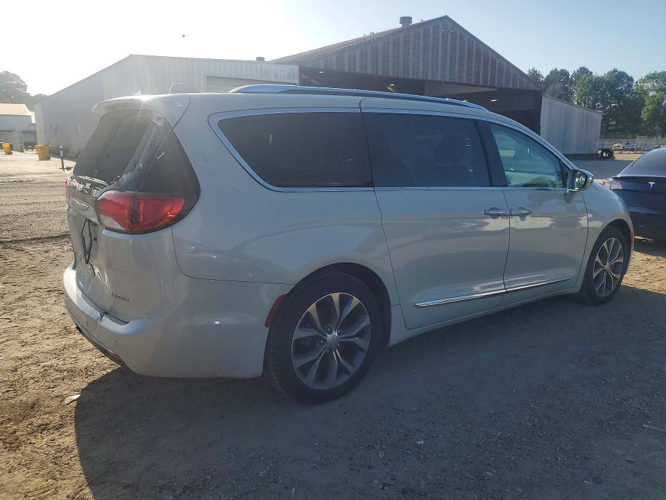 49457616 :رقم المزاد ، 2C4RC1GG4HR657571 vin ، 2017 Chrysler Pacifica مزاد بيع