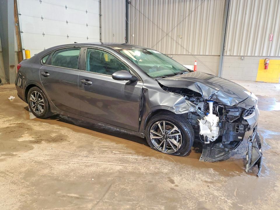 2024 Kia Forte მანქანა იყიდება აუქციონზე, vin: 3KPF24AD5RE706415, აუქციონის ნომერი: 51359426