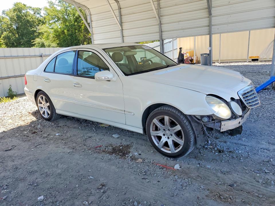 50599856 :رقم المزاد ، WDBUF56X77B098765 vin ، 2007 Mercedes-benz E مزاد بيع