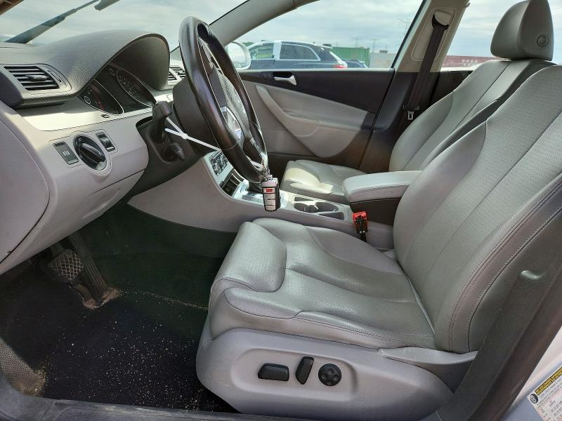 48719896 :رقم المزاد ، WVWJM7ANXAE154392 vin ، 2010 Volkswagen Passat مزاد بيع