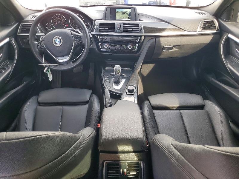 49081016 :رقم المزاد ، WBA8B9G51JNV00205 vin ، 2018 Bmw 330 مزاد بيع