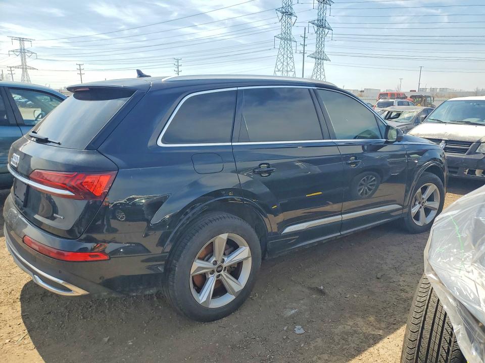 48989776 :رقم المزاد ، WA1AJAF73MD039783 vin ، 2021 Audi Q7 مزاد بيع
