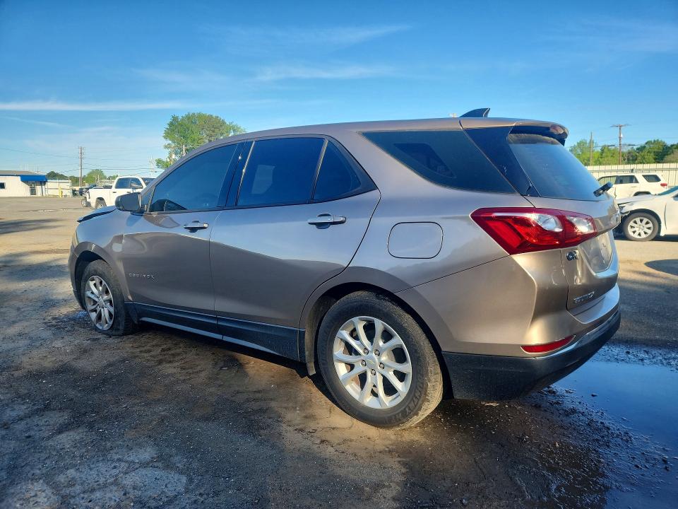 Продажа на аукционе авто 2018 Chevrolet Equinox, vin: 2GNAXHEV5J6342630, номер лота: 48684526