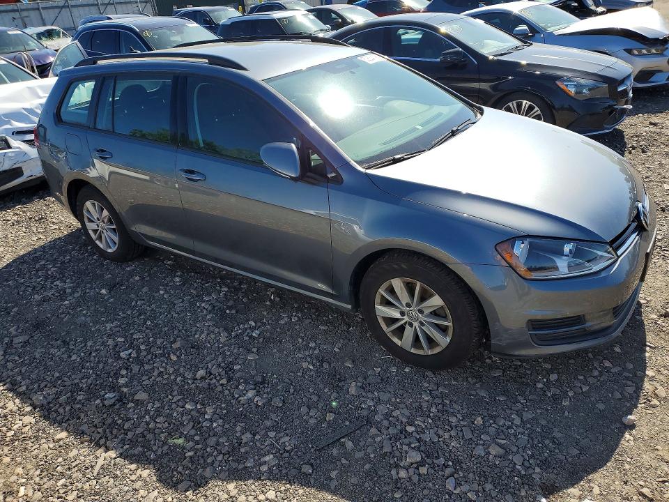 2017 Volkswagen Golf Sportwagen მანქანა იყიდება აუქციონზე, vin: 3VWA17AU8HM501400, აუქციონის ნომერი: 50634196