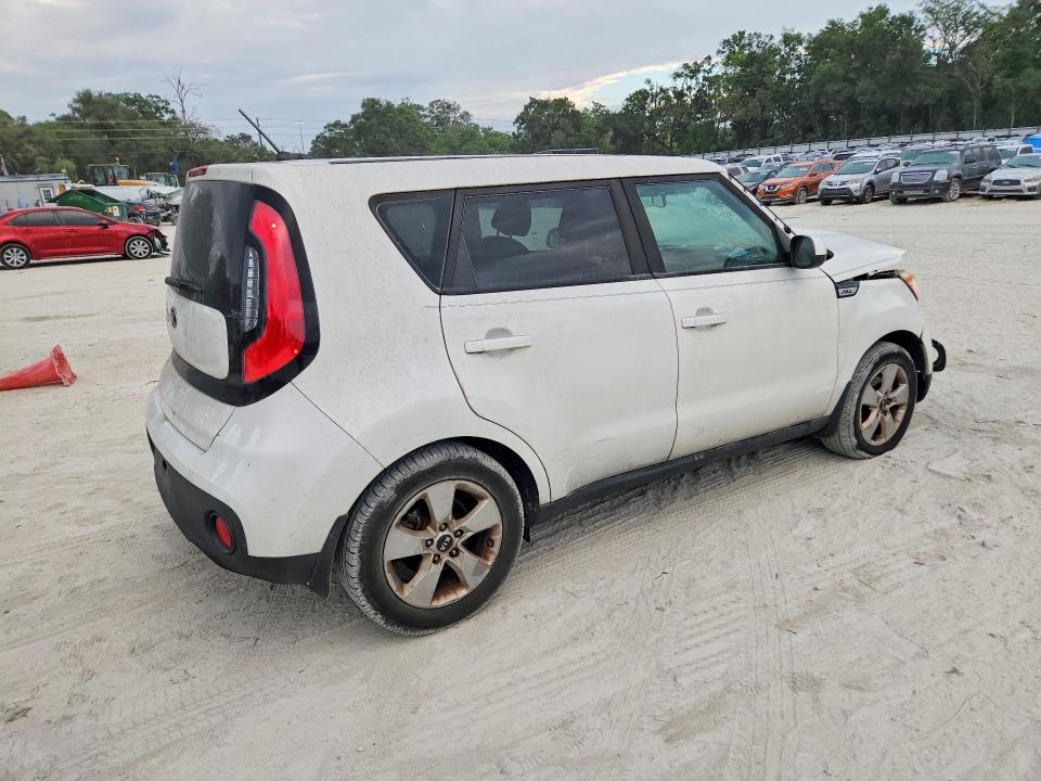 Продаж на аукціоні авто 2018 Kia Soul, vin: KNDJN2A23J7584355, номер лоту: 51712786