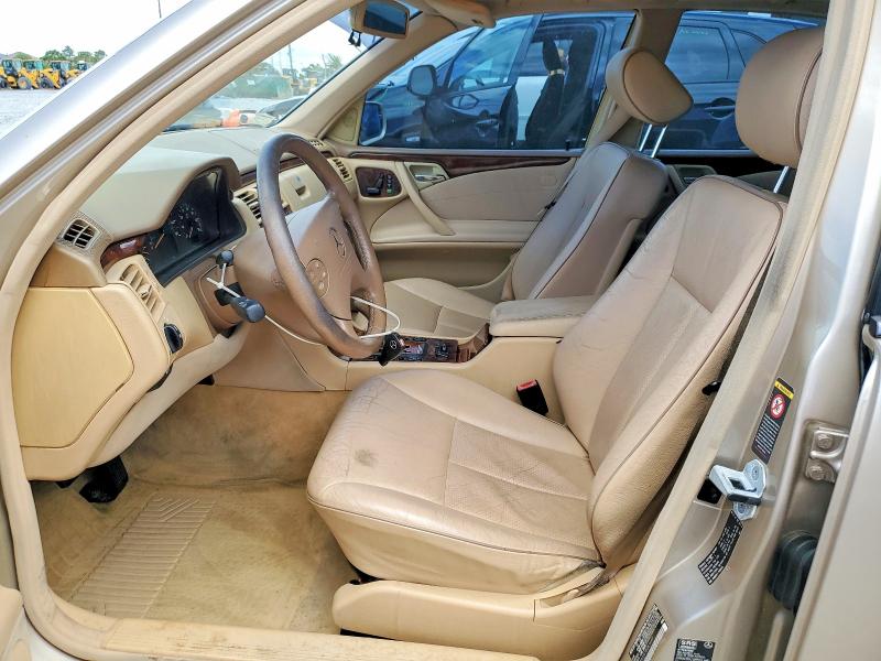 Продажа на аукционе авто 2000 Mercedes-benz E, vin: WDBJF65J4YB083647, номер лота: 48933616