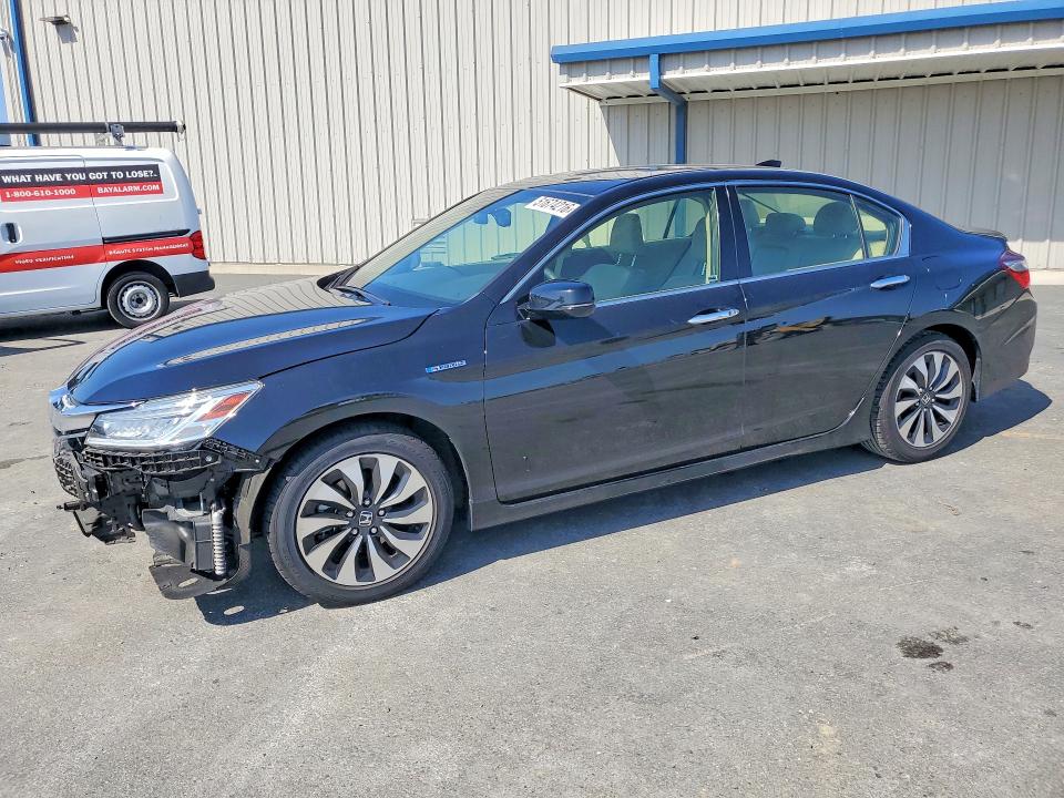 Продаж на аукціоні авто 2017 Honda Accord, vin: JHMCR6F77HC025822, номер лоту: 53203526