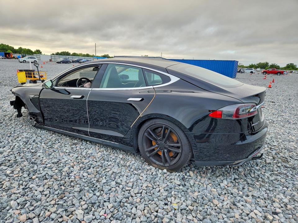 2015 Tesla Model S მანქანა იყიდება აუქციონზე, vin: 5YJSA1E12FF115822, აუქციონის ნომერი: 49298436