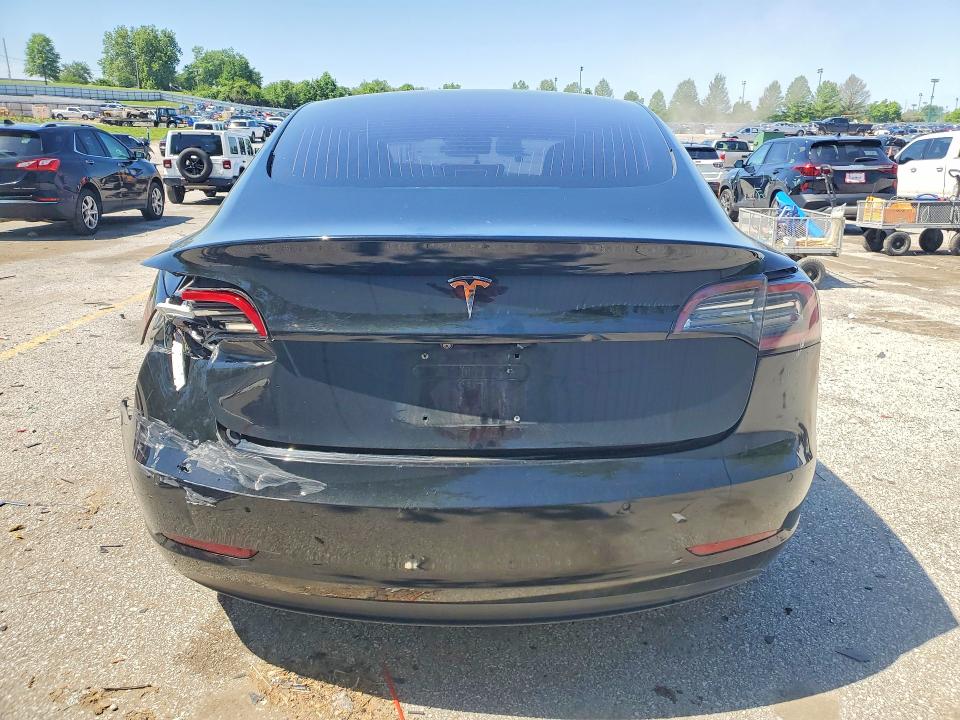 Продажа на аукционе авто 2018 Tesla Model 3, vin: 5YJ3E1EAXJF033709, номер лота: 51559566