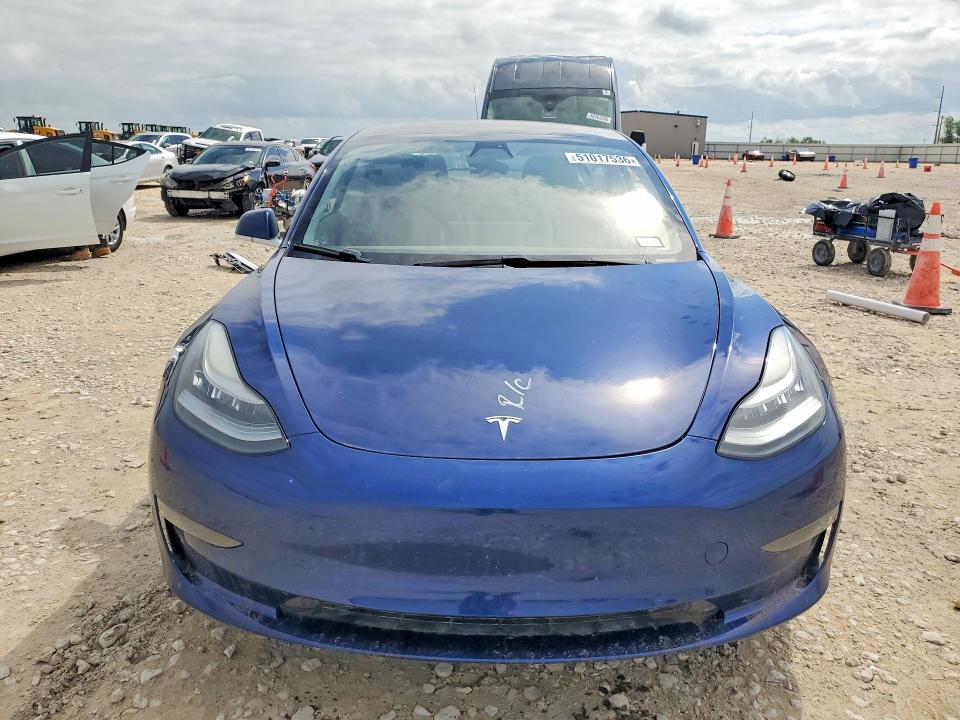 2019 Tesla Model 3 მანქანა იყიდება აუქციონზე, vin: 5YJ3E1EA1KF411854, აუქციონის ნომერი: 51017536