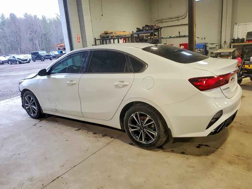 Продажа на аукционе авто 2024 Kia Forte, vin: 3KPF34AD3RE757800, номер лота: 49328546