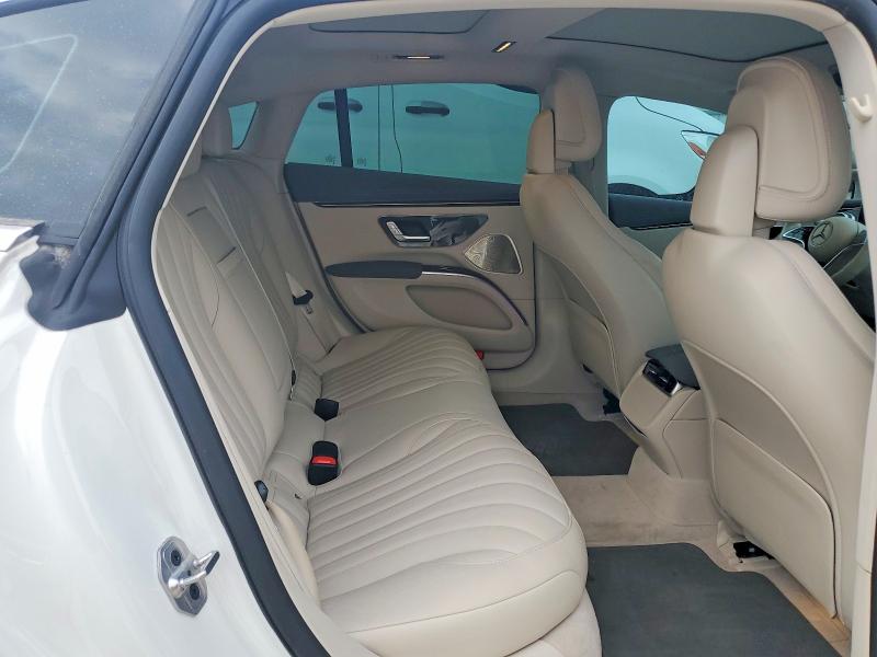 49472516 :رقم المزاد ، W1KCG2DB7NA005803 vin ، 2022 Mercedes-benz Eqs Sedan مزاد بيع