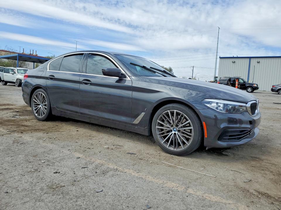 Продажа на аукционе авто 2019 Bmw 530e, vin: WBAJA9C59KB392932, номер лота: 51355316