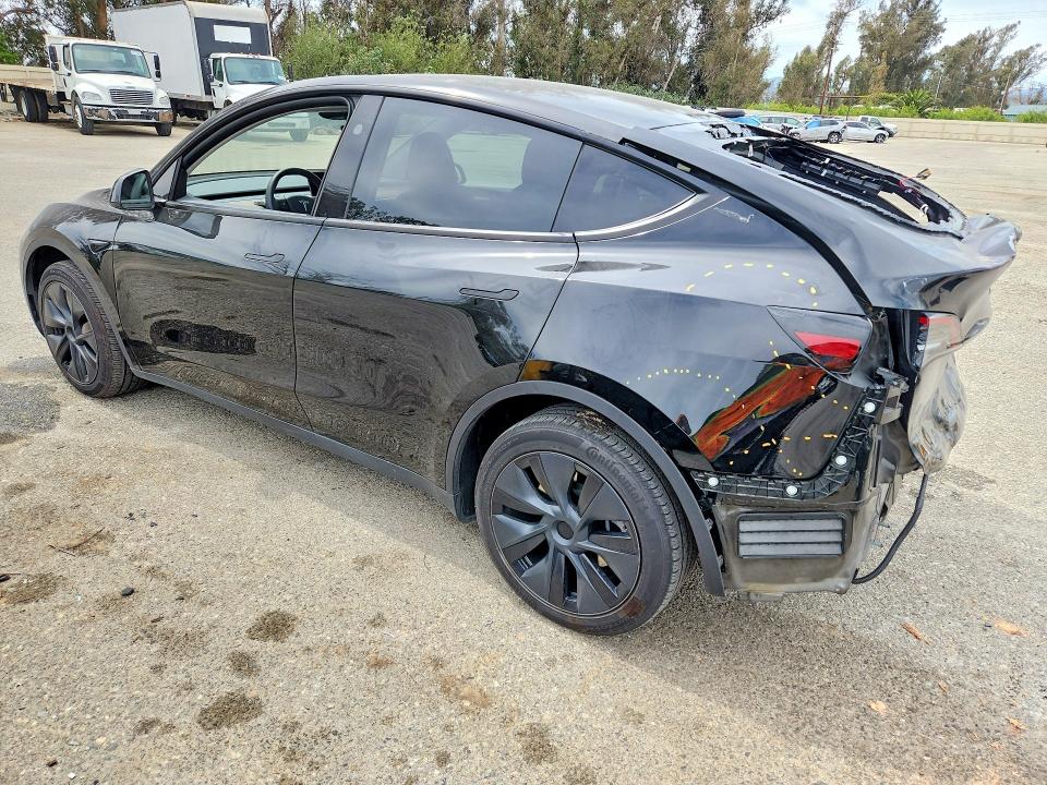 2025 Tesla Model Y მანქანა იყიდება აუქციონზე, vin: 7SAYGDED3SF235758, აუქციონის ნომერი: 49030356