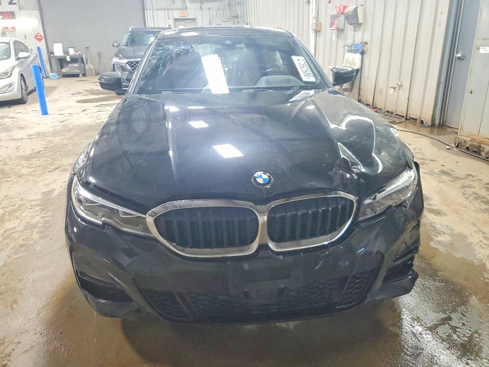 47892686 :رقم المزاد ، WBA5R7C5XKFH14102 vin ، 2019 Bmw 330xi مزاد بيع